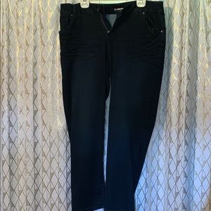 Dark stretch skinny jean